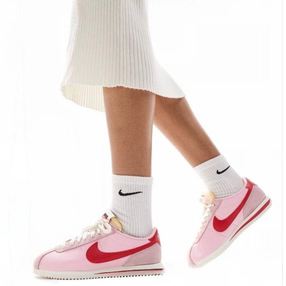 NIKE, Women's Cortez TXT "Medium Soft Pink/Sail" Sneakers, Size 7.5 Medium, NWOB - Picture 4 of 16